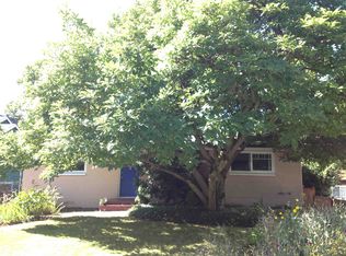 3223 NE 90th St, Seattle, WA 98115