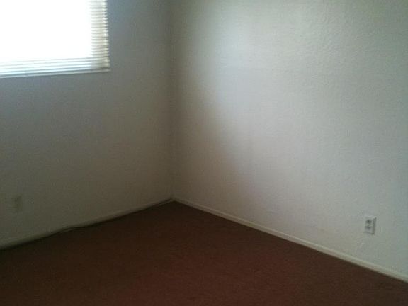 3rd image of 613 S 21st St