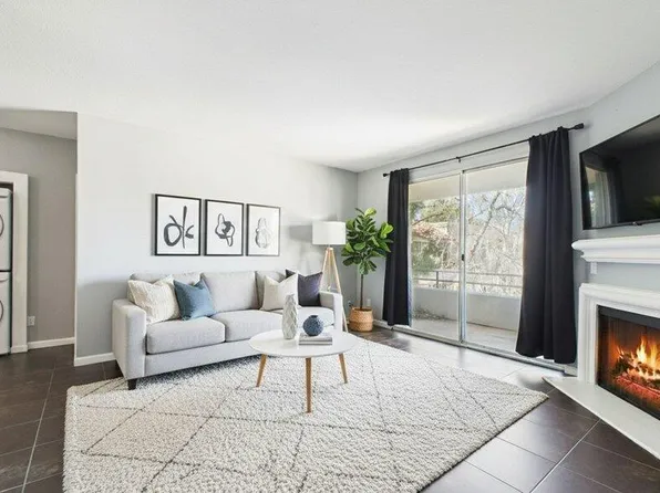 2821 W Avenue K12 APT 217, Lancaster, CA 93536