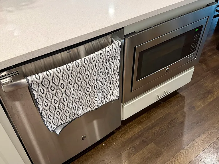 Dishwasher & Microwave - First Floor