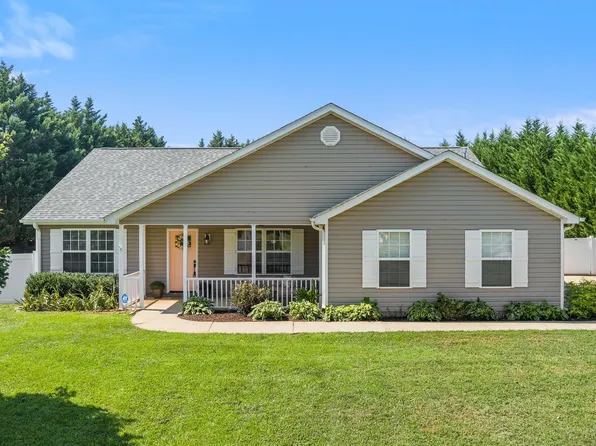 330 Shadowfield Acres Dr, Duncan, SC 29334