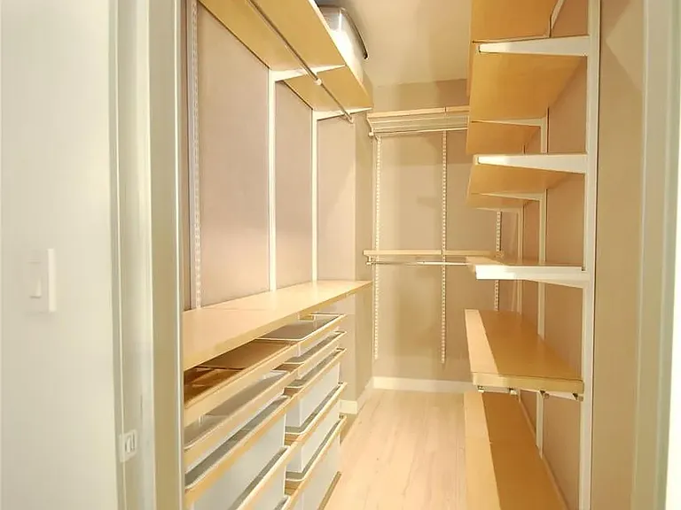 322 W 57th St #15V — Photo 3