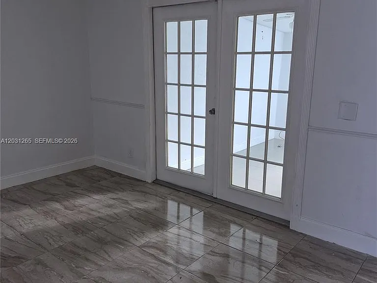 3035 NW 68th St #12D — Photo 6