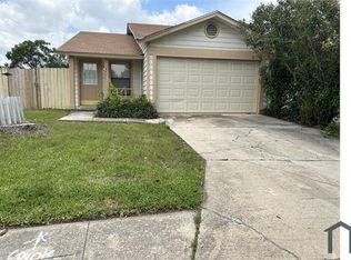 8405 Dixon Ridge Dr, San Antonio, TX 78239