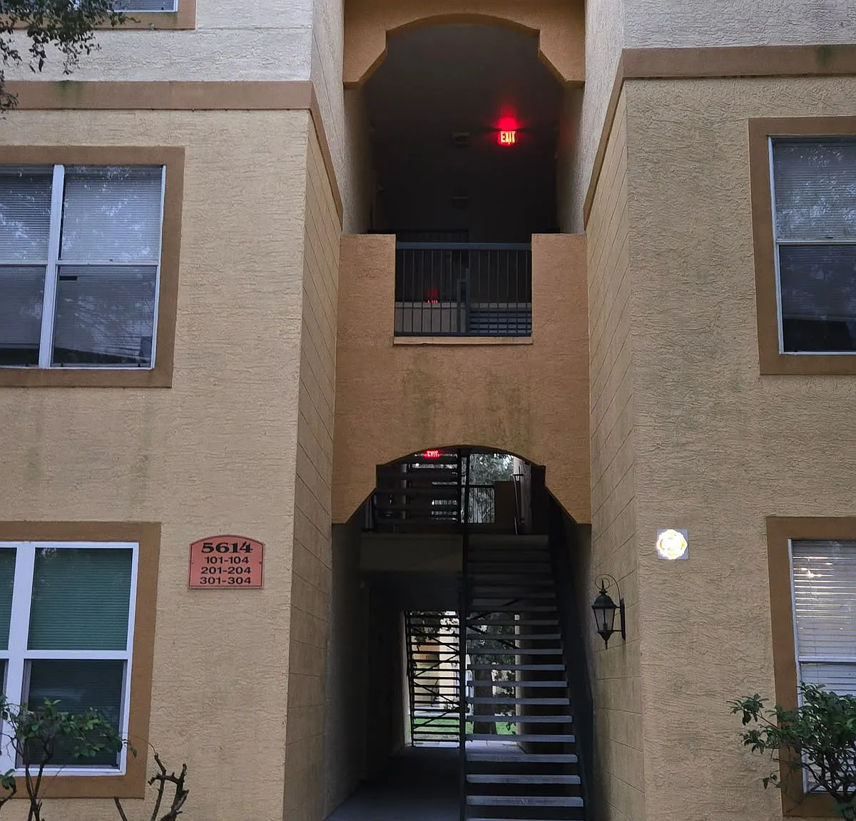 2 bed, 1164 sqft, $1,600 — Photo 2