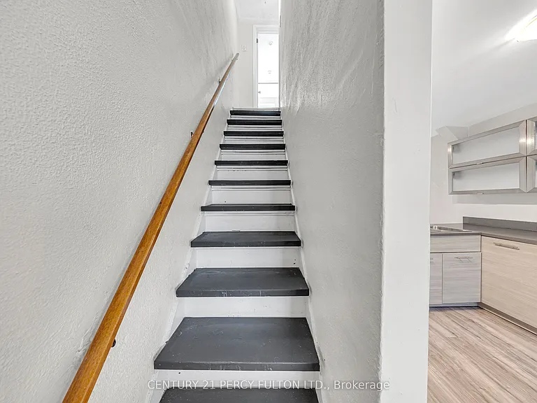 157 Olive Ave — Photo 21