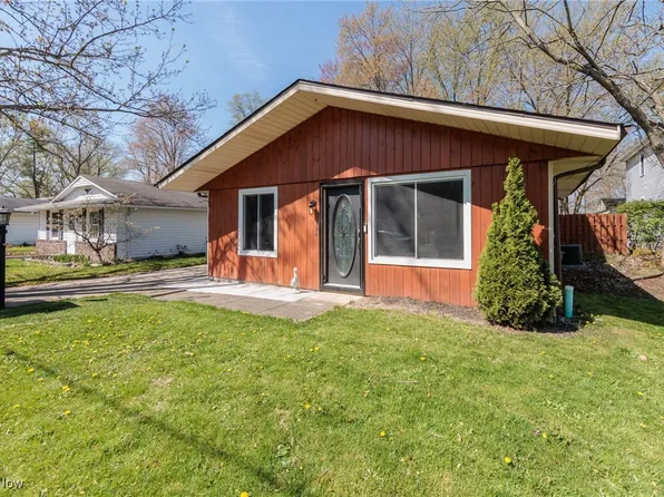 10354 Westwood Rd, Columbia Station, OH 44028