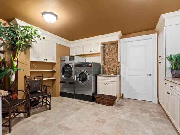 32 Benmore Terrace image 39 of 46