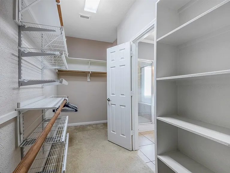 7 Ebony Oaks Pl — Photo 27