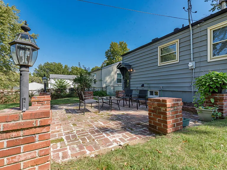4423 Vance Ave — Photo 35