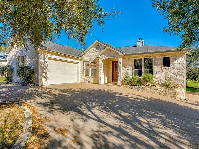 1st image of 21453 Lakefront Dr