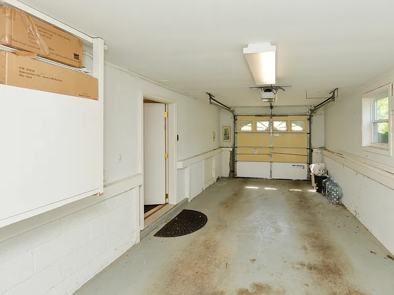 38 Griswold Pl — Photo 15