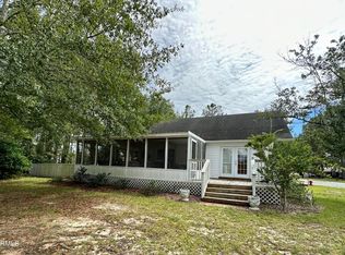 198 Timberlodge Village Dr, Elizabethtown, NC 28337