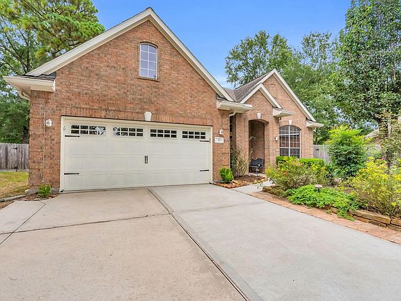 3rd image of 2 Marlowe Way