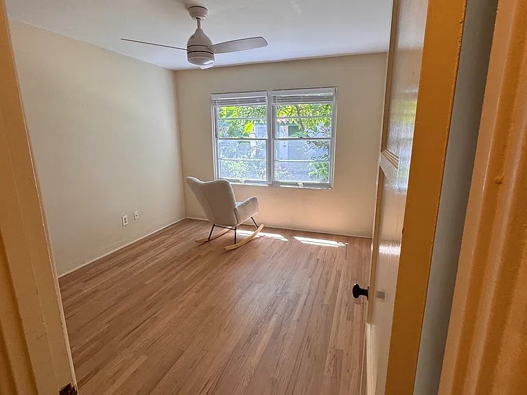 4851 Brighton Ave #H — Photo 24
