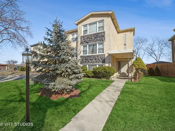 512 W Ida Ct, Mount Prospect, IL 60056