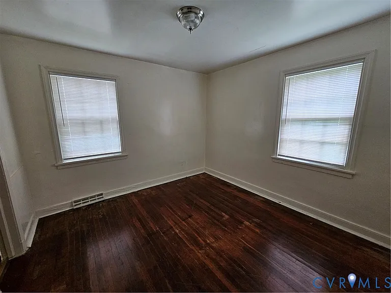 1305 Chambers St — Photo 6