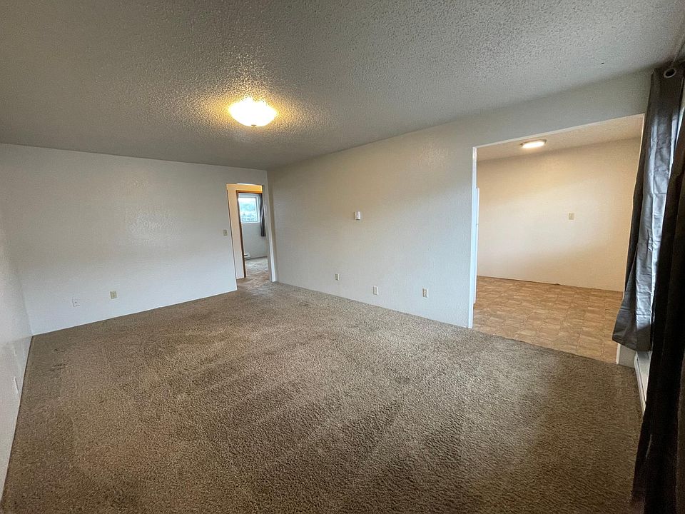 1st image of 61 Crest Ave APT B