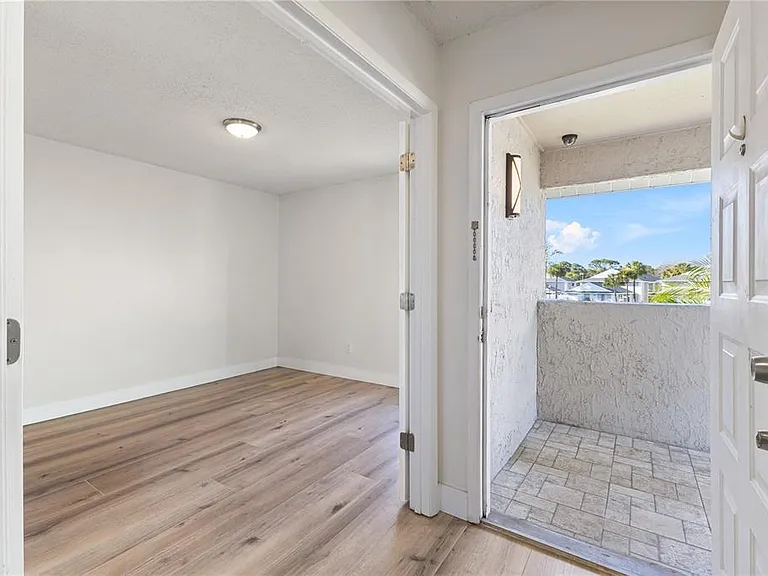 5606 Blue Shadows Ct #10 — Photo 10
