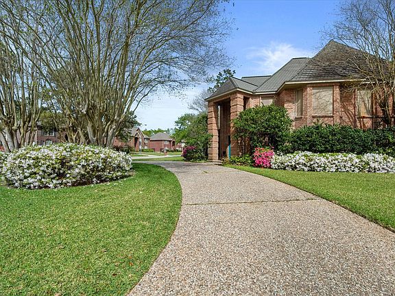 5th image of 3219 Chapel Bend Dr