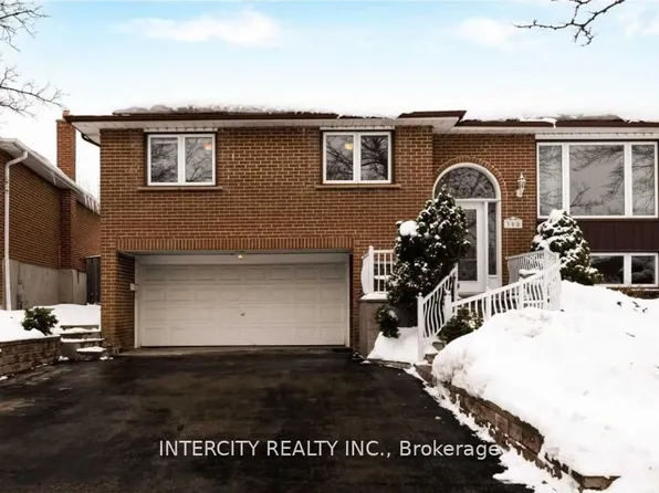 308 Centre St N, Brampton, ON L6V 2R4