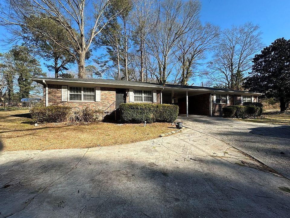 1st image of 616 Fayetteville Rd