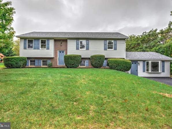 13977 Penn St, Waynesboro, PA 17268