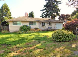 8226 SE Clackamas Rd, Milwaukie, OR