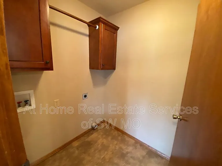 5221 E Blaine St — Photo 6