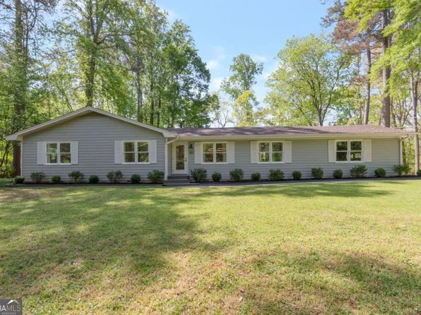 220 Burnie Rd, Woodstock, GA 30188