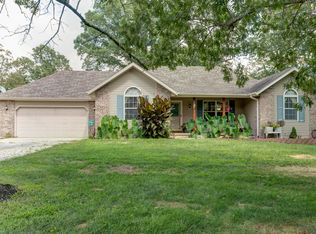 30 Northwood Rd, Strafford, MO 65757