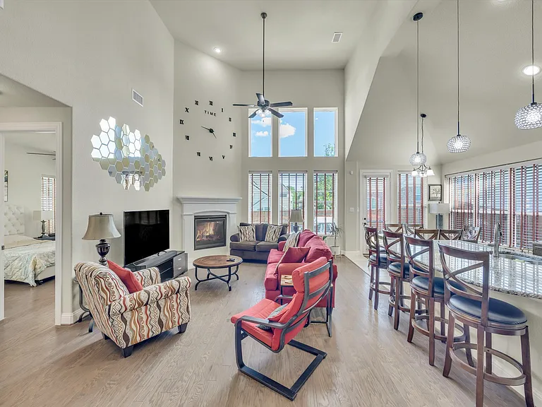 5520 Palisades Dr — Photo 35