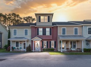 65 Battery Creek Club Dr, Beaufort, SC 29902