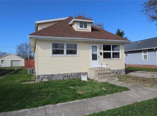 2712 Dewitt Ave, Mattoon, IL 61938