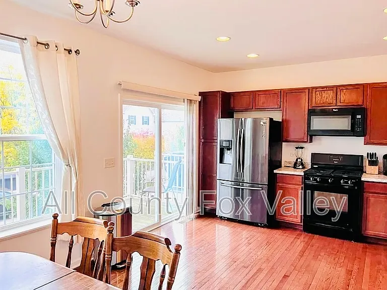 434 Town Center Blvd — Photo 9