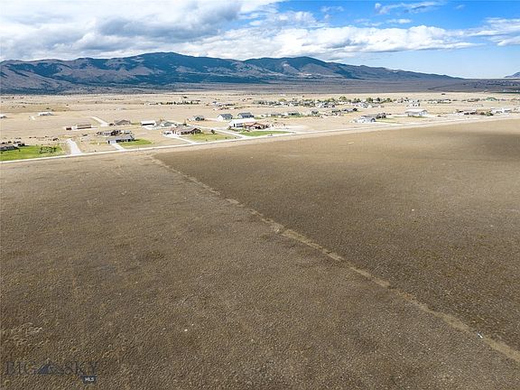 5th image of TRACT 3 Desert Dr