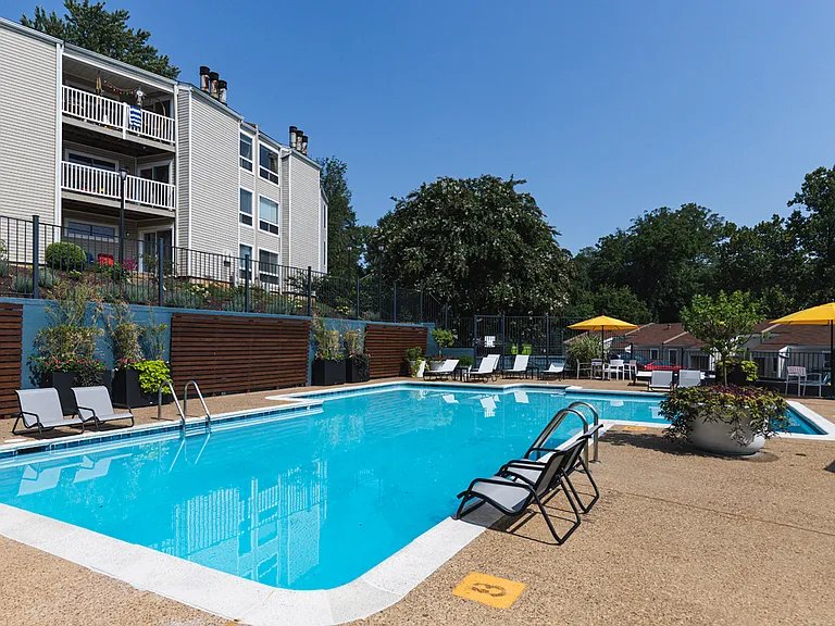 Ash Tree Apartments — Photo 2