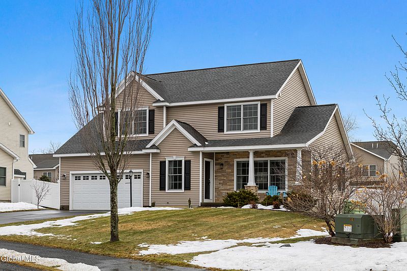 2nd image of 245 N Alandale Avenue