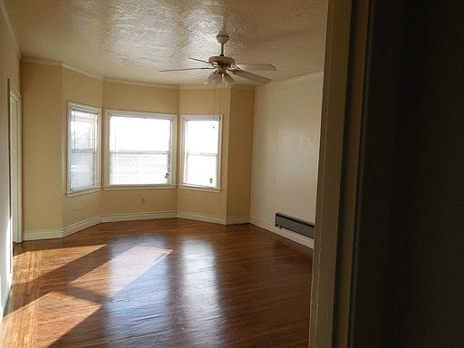 1st image of 610 E 19th St APT 104