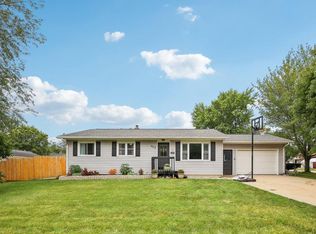 423 W Walnut St, Baraboo, WI 53913