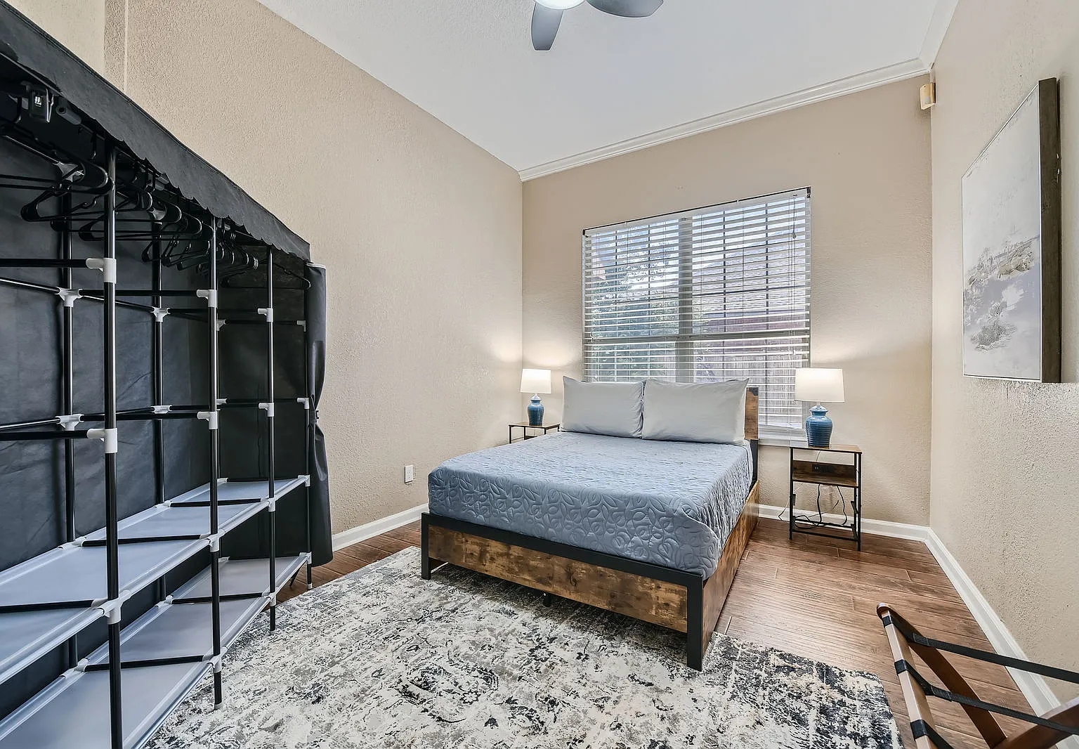 5 bed, 2195 sqft, $5,000 — Photo 1