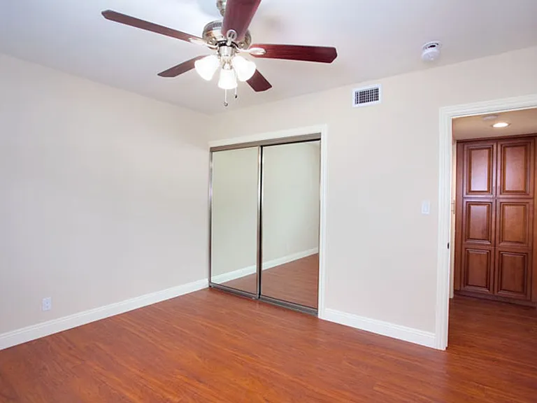 415 E Foothill Blvd #8 — Photo 11