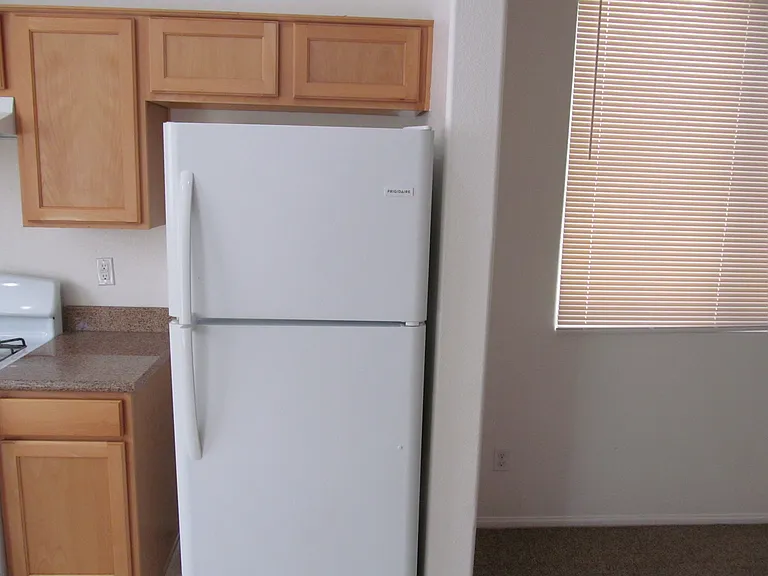 8513 Orly Ave — Photo 11