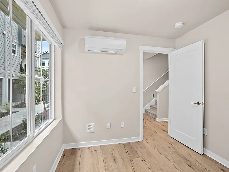 13730 Manor Way #E5 — Photo 5
