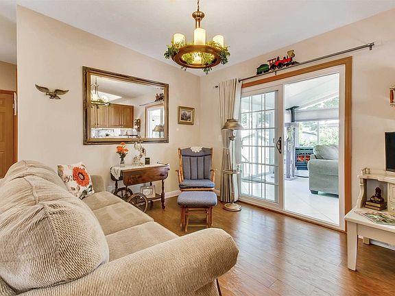5th image of 638 Fresh Pond Ave Unit 339