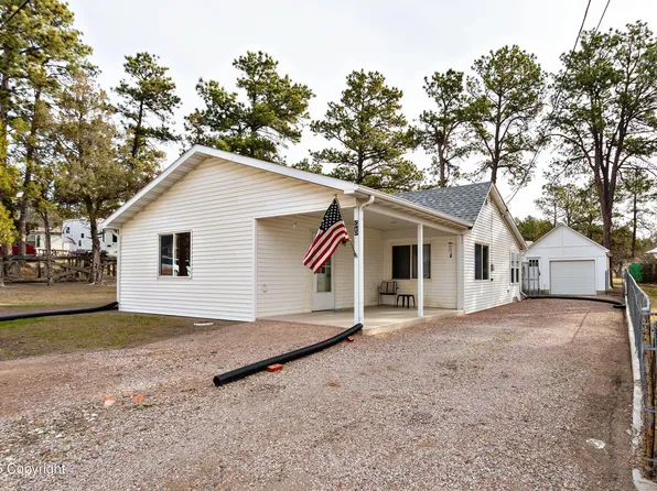 1240 Montana Ave, Upton, WY 82730