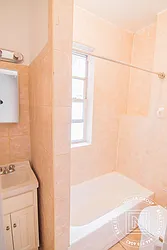 Rented by Nolita Group