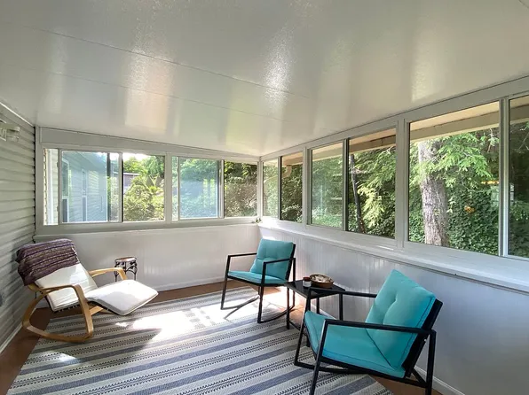 2 Dogwood Knl, Asheville, NC 28805