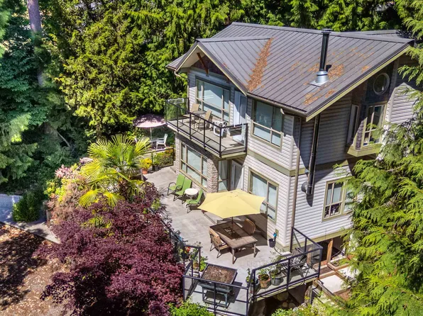 5088 Parkview Rd, Sunshine Coast, BC V0N 2H1