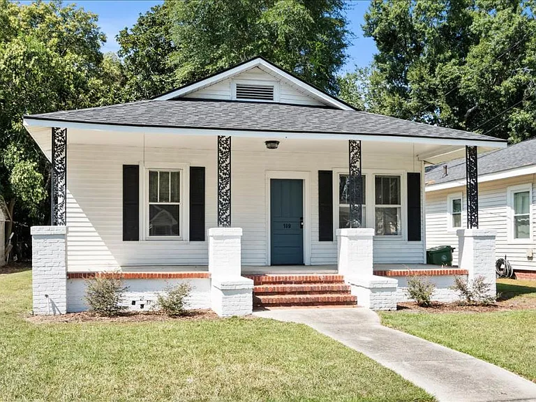 109 Winston St — Photo 1